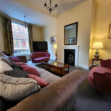 50a Petergate *